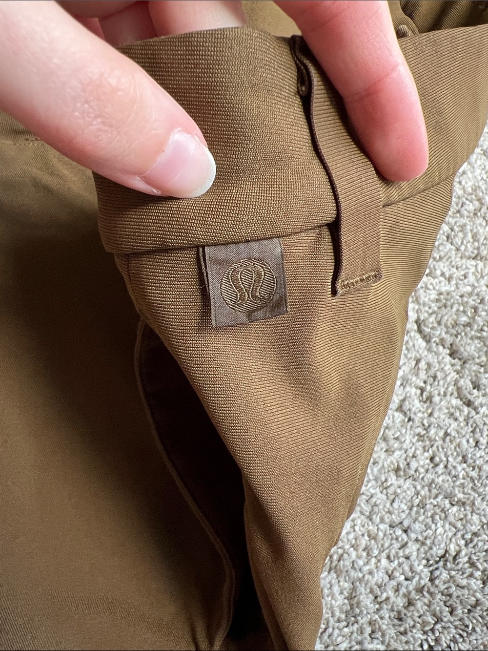 lululemon athletica Men's Chino Pants in Olive Brown - Picture 7 of 8